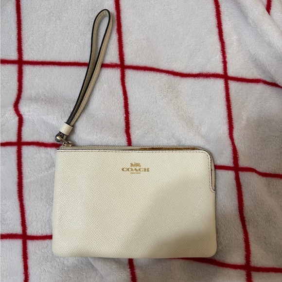 Coach corner zip Wristlet gold/chalk - Picture 1 of 3